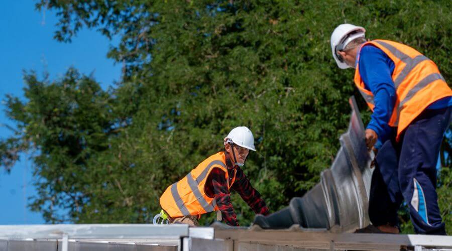 Professional gutter cleaning in Ralston, PA